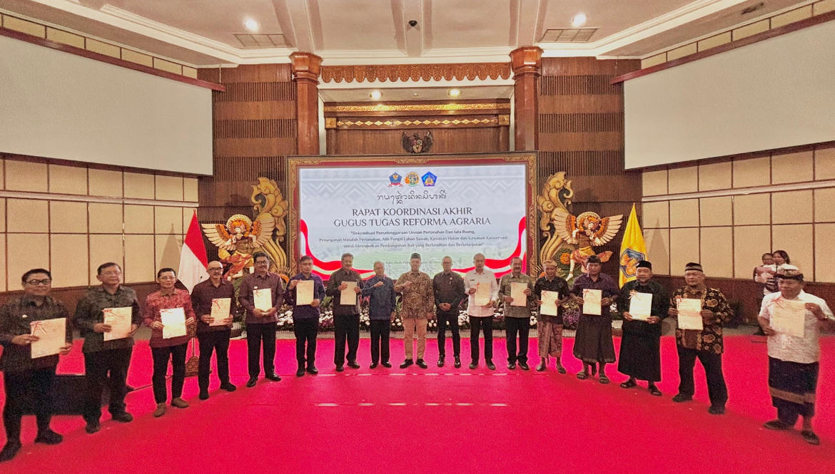 Serahkan Sertipikat di Bali, Menteri Nusron Ungkap Manfaat Sertipikasi Tanah untuk Perekonomian