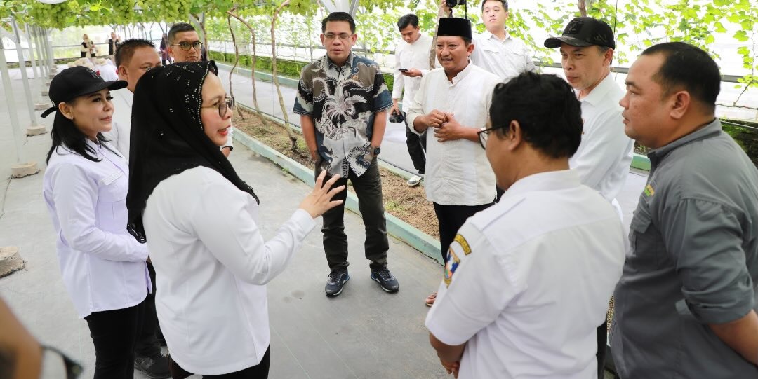 Agro eduwisata menjadi contoh pemanfaatan lahan produktif dalam skala terbatas yang berkontribusi terhadap penguatan ketahanan pangan sekaligus berfungsi sebagai destinasi wisata edukatif